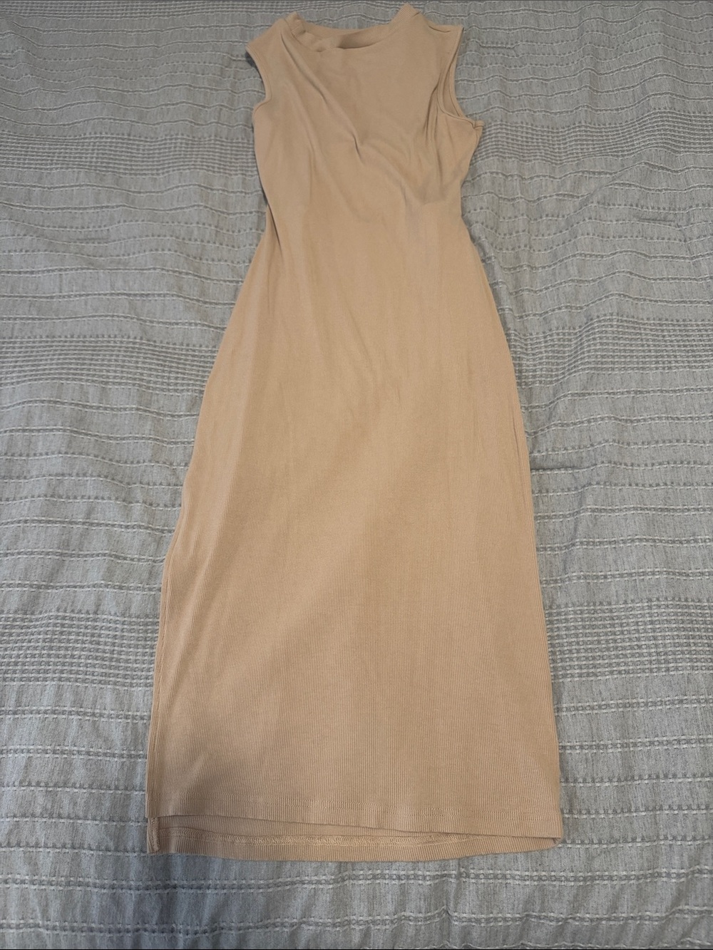 Sleeveless Cutout Midi Dress - Beige - Picture 4 of 4